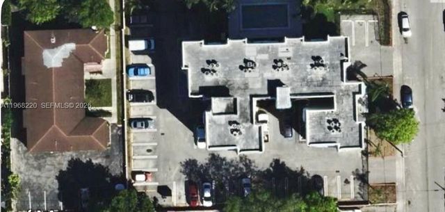 140 NW 14th Ave 6, Miami, FL 33125