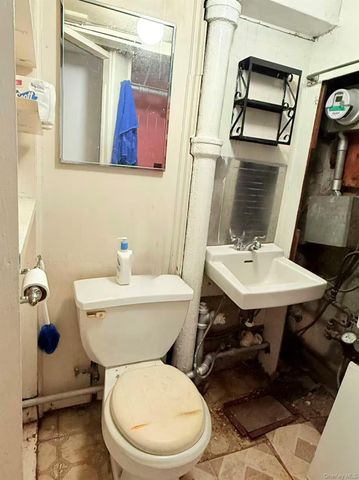 60-46 83rd Place, Middle Village, NY 11379