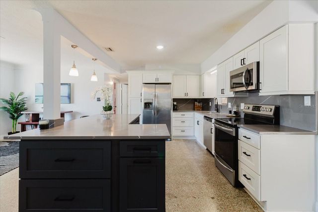 3597 27TH AVENUE S, St Petersburg, FL 33711