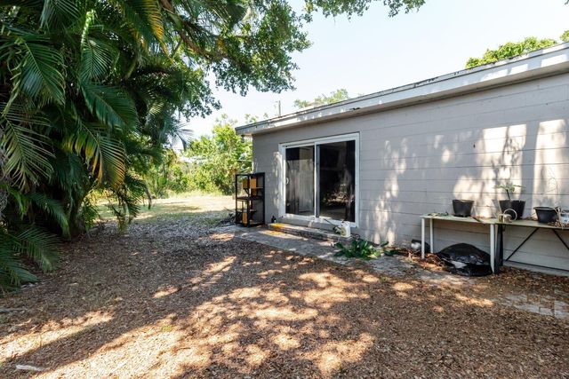 3597 27TH AVENUE S, St Petersburg, FL 33711