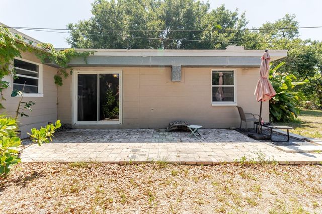 3597 27TH AVENUE S, St Petersburg, FL 33711