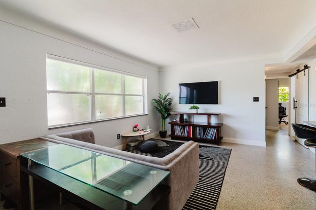 3597 27TH AVENUE S, St Petersburg, FL 33711