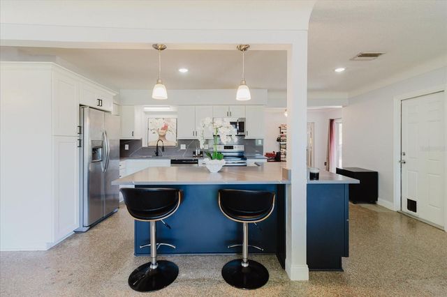 3597 27TH AVENUE S, St Petersburg, FL 33711