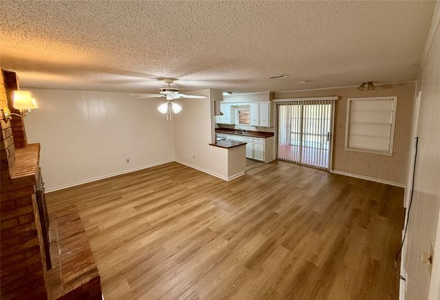 124 Poinsettia Circle, Terrell, TX 75160