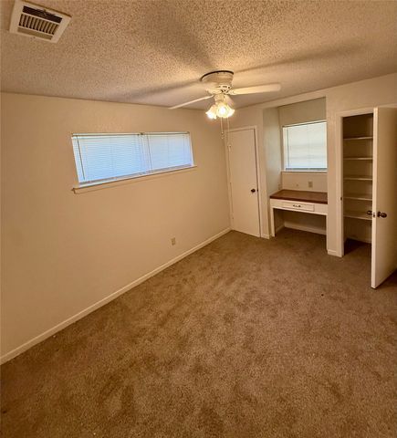 124 Poinsettia Circle, Terrell, TX 75160
