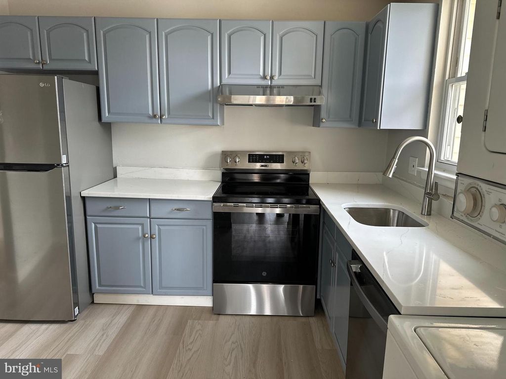 5--7 FLORENCE TOLLGATE, Florence, NJ 08518