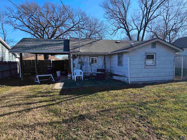 811 Watson St, Emporia, KS 66801