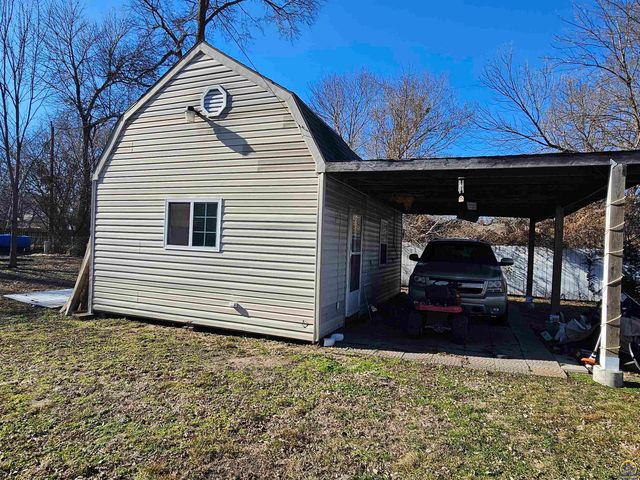 811 Watson St, Emporia, KS 66801