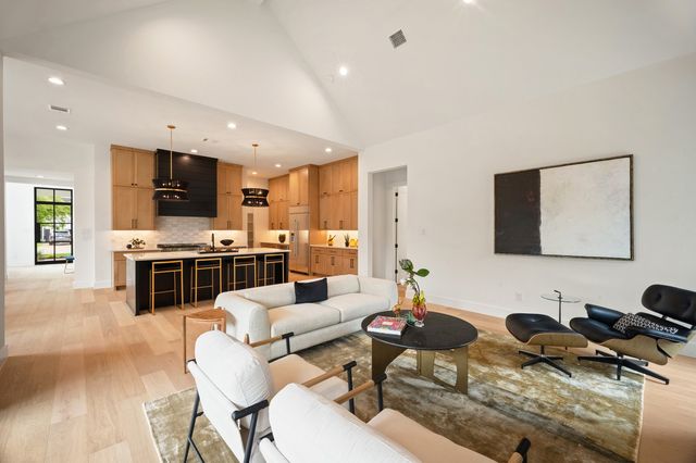 9136 Liptonshire Drive, Dallas, TX 75238