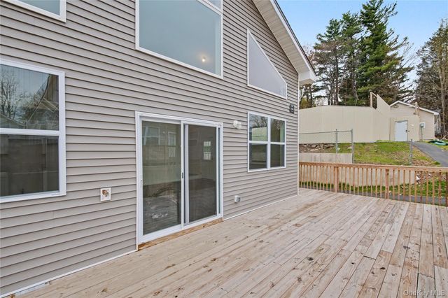 8 Waverly Avenue 44, Monticello, NY 12701