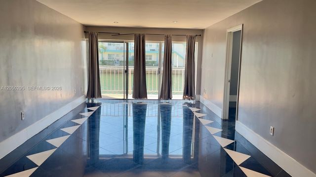 3944 NE 167th Street 106, North Miami Beach, FL 33160