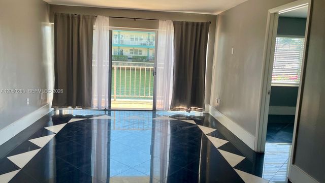 3944 NE 167th Street 106, North Miami Beach, FL 33160