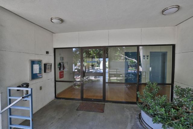 4691 Albany Circle 116, San Jose, CA 95129