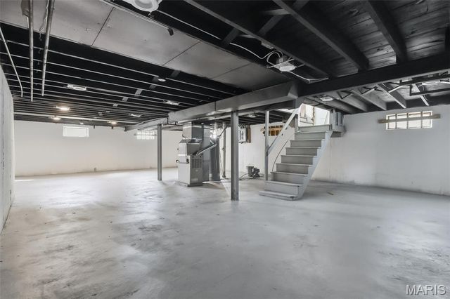 9343 Duenke Drive, St Louis, MO 63137