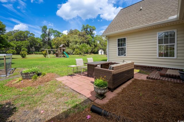 120 Wraggs Ferry Rd., Georgetown, SC 29440
