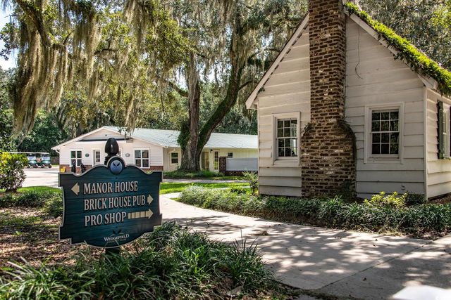 120 Wraggs Ferry Rd., Georgetown, SC 29440