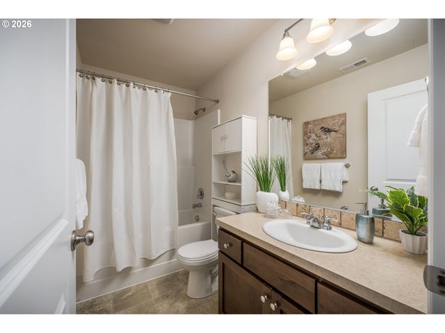 2976 PERSIMMON Way Nw, Albany, OR 97321