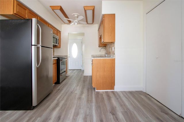 3807 JOYCE DRIVE, Bradenton, FL 34208