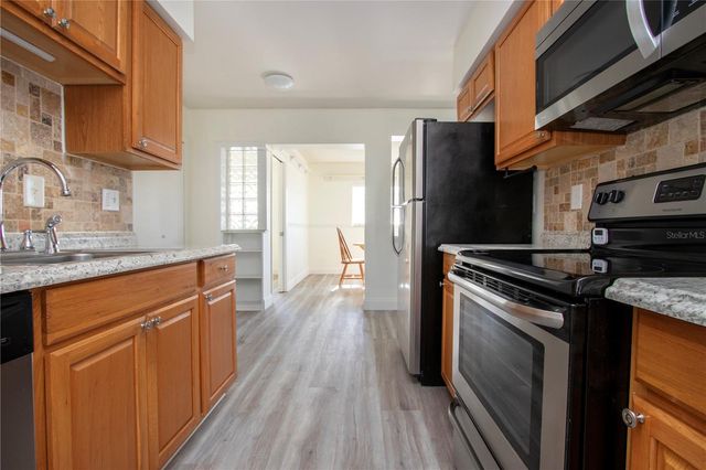 3807 JOYCE DRIVE, Bradenton, FL 34208