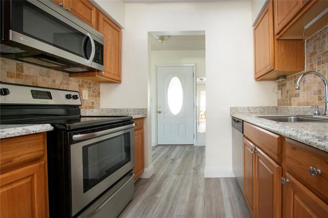 3807 JOYCE DRIVE, Bradenton, FL 34208