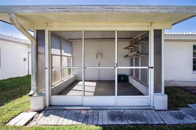 3807 JOYCE DRIVE, Bradenton, FL 34208