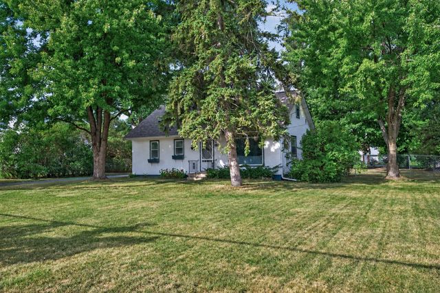 1100 Cartway Road, Champlin, MN 55316