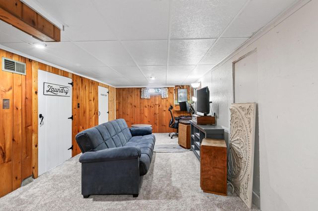 1100 Cartway Road, Champlin, MN 55316