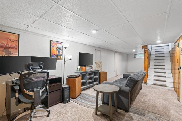 1100 Cartway Road, Champlin, MN 55316