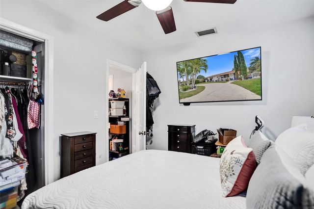 7680 NW 14th Street, Pembroke Pines, FL 33024