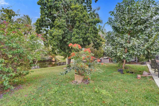 7680 NW 14th Street, Pembroke Pines, FL 33024