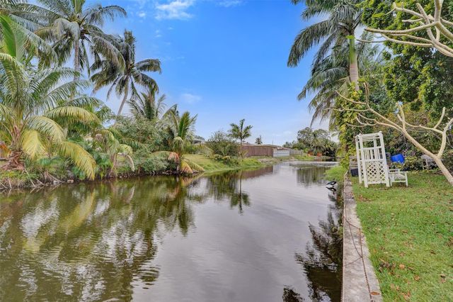 7680 NW 14th Street, Pembroke Pines, FL 33024