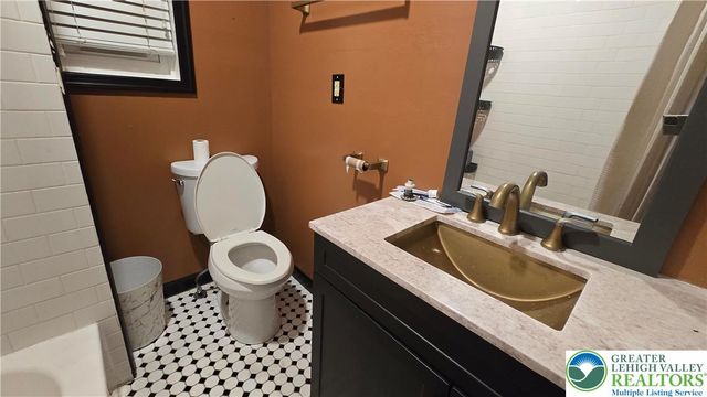 1116 West Maple Street, Allentown City, PA 18102