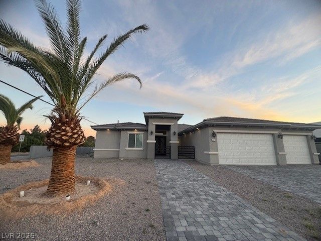 197 East Shelbourne Avenue, Las Vegas, NV 89123