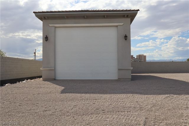 197 East Shelbourne Avenue, Las Vegas, NV 89123