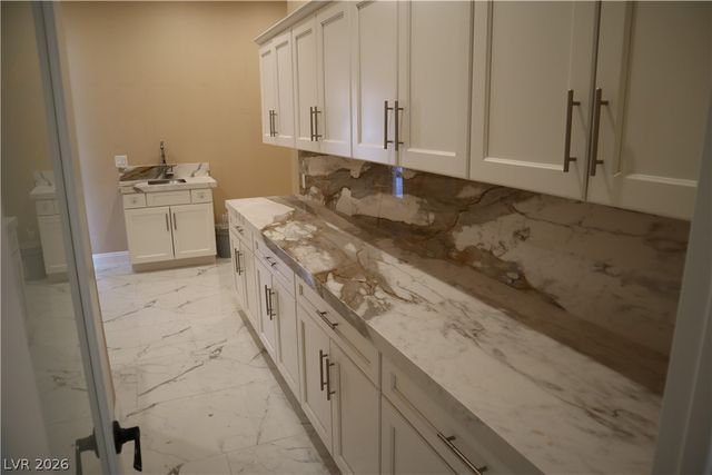 197 East Shelbourne Avenue, Las Vegas, NV 89123