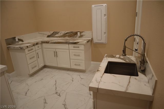 197 East Shelbourne Avenue, Las Vegas, NV 89123