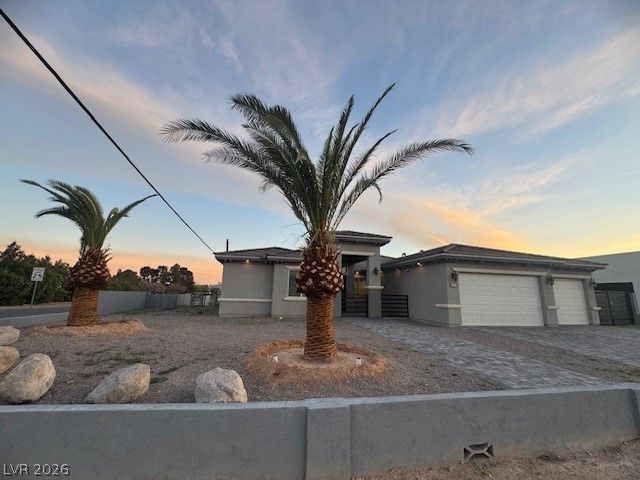 197 East Shelbourne Avenue, Las Vegas, NV 89123