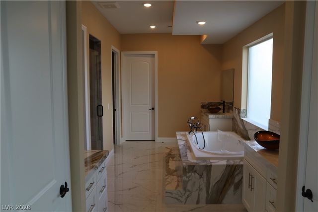 197 East Shelbourne Avenue, Las Vegas, NV 89123