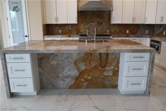 197 East Shelbourne Avenue, Las Vegas, NV 89123