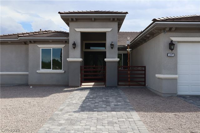 197 East Shelbourne Avenue, Las Vegas, NV 89123