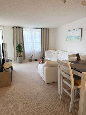 701 Brickell Key Blvd 1501, Miami, FL 33131