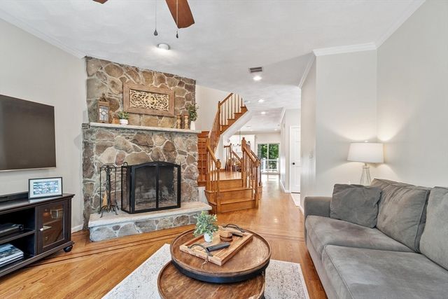20 Nugent Lane, Reading, MA 01867