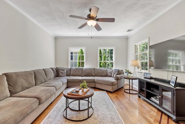 20 Nugent Lane, Reading, MA 01867