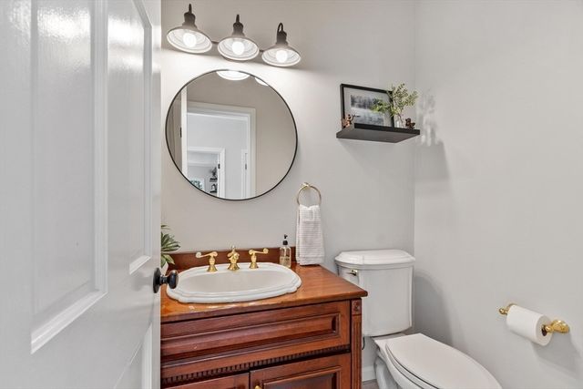 20 Nugent Lane, Reading, MA 01867
