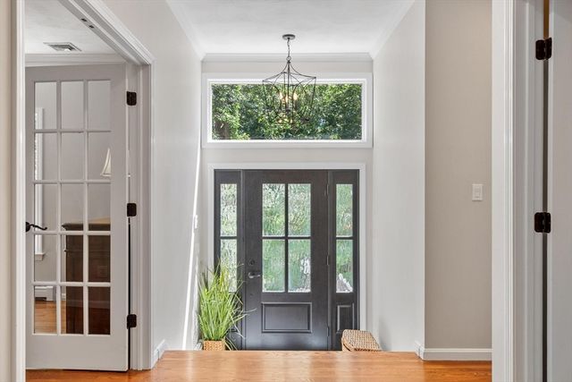 20 Nugent Lane, Reading, MA 01867