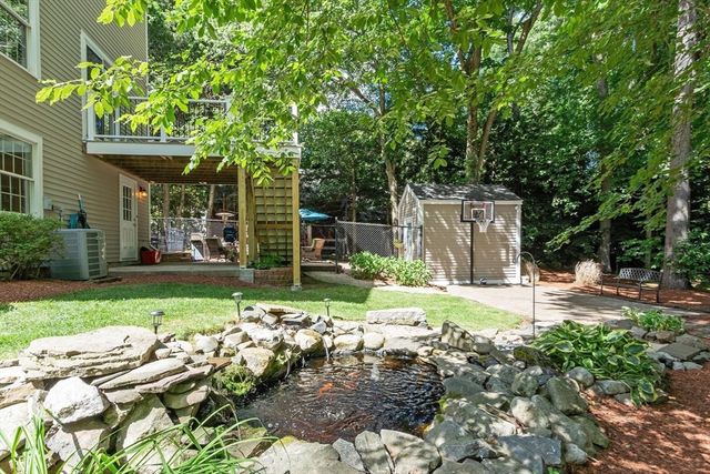 20 Nugent Lane, Reading, MA 01867