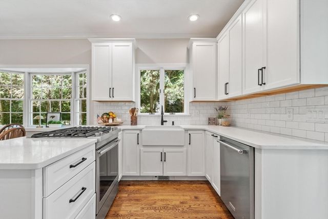20 Nugent Lane, Reading, MA 01867