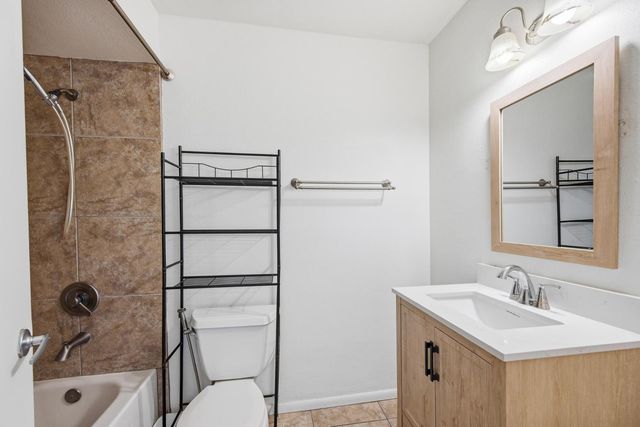 204 E Duke Drive, Tempe, AZ 85283