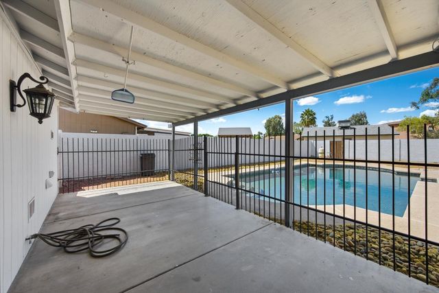 204 E Duke Drive, Tempe, AZ 85283