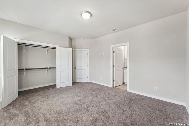 21419 Sir Walter Ln, San Antonio, TX 78256